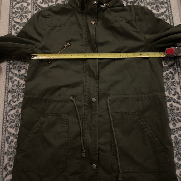 Forever 21 coat - Picture 9 of 10